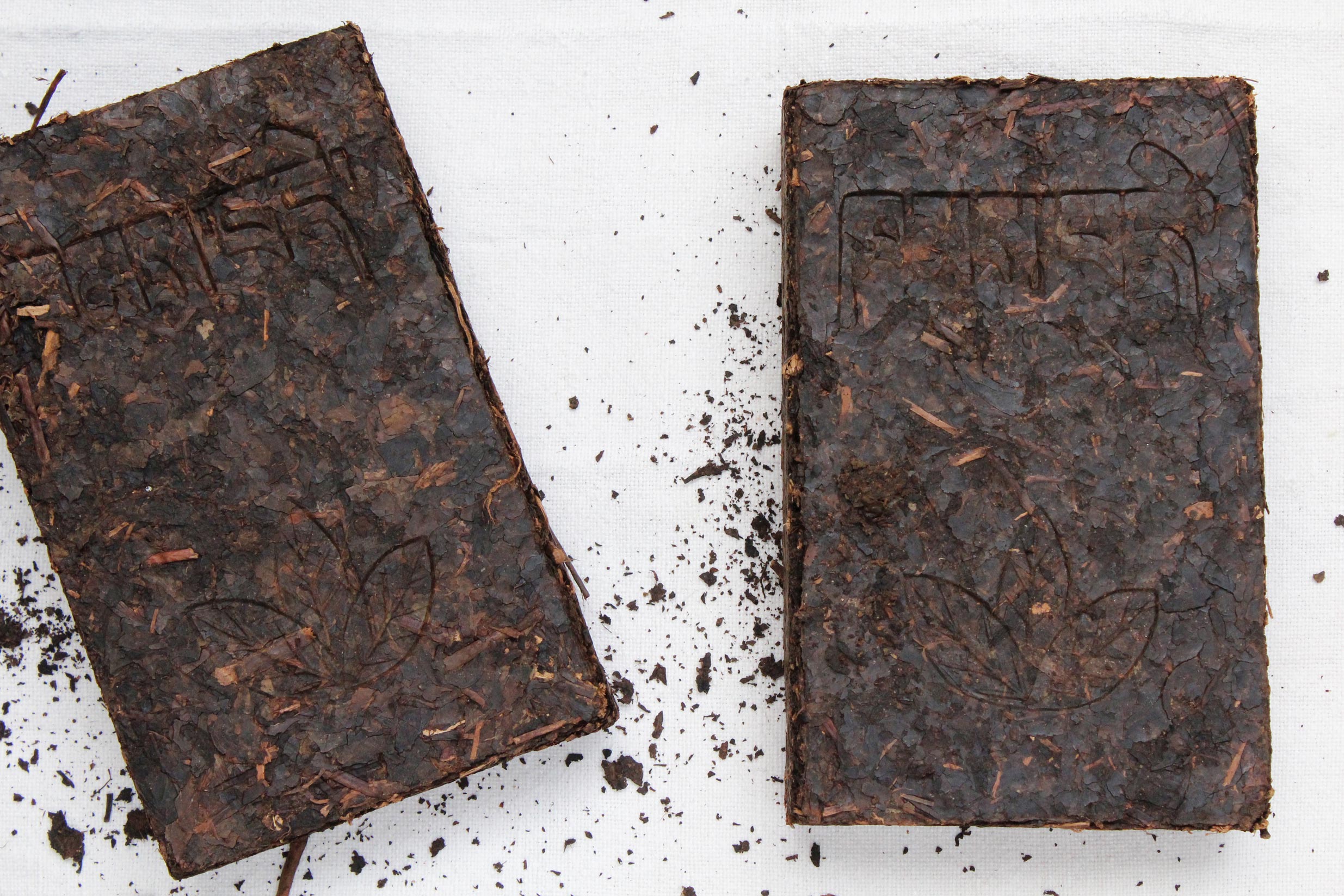 80s Sichuan Tibetan brick dark tea